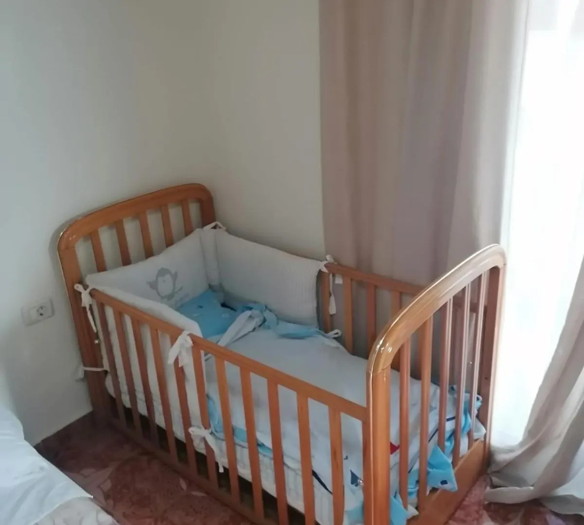 Margarita - Entire House With 4 Bedrooms And Free Parking Gjirokastër Casa de Férias